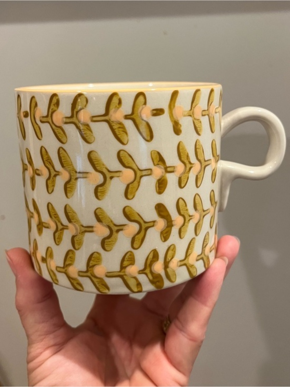Sarah Golden Floral print ceramic coffee mug 16 oz.